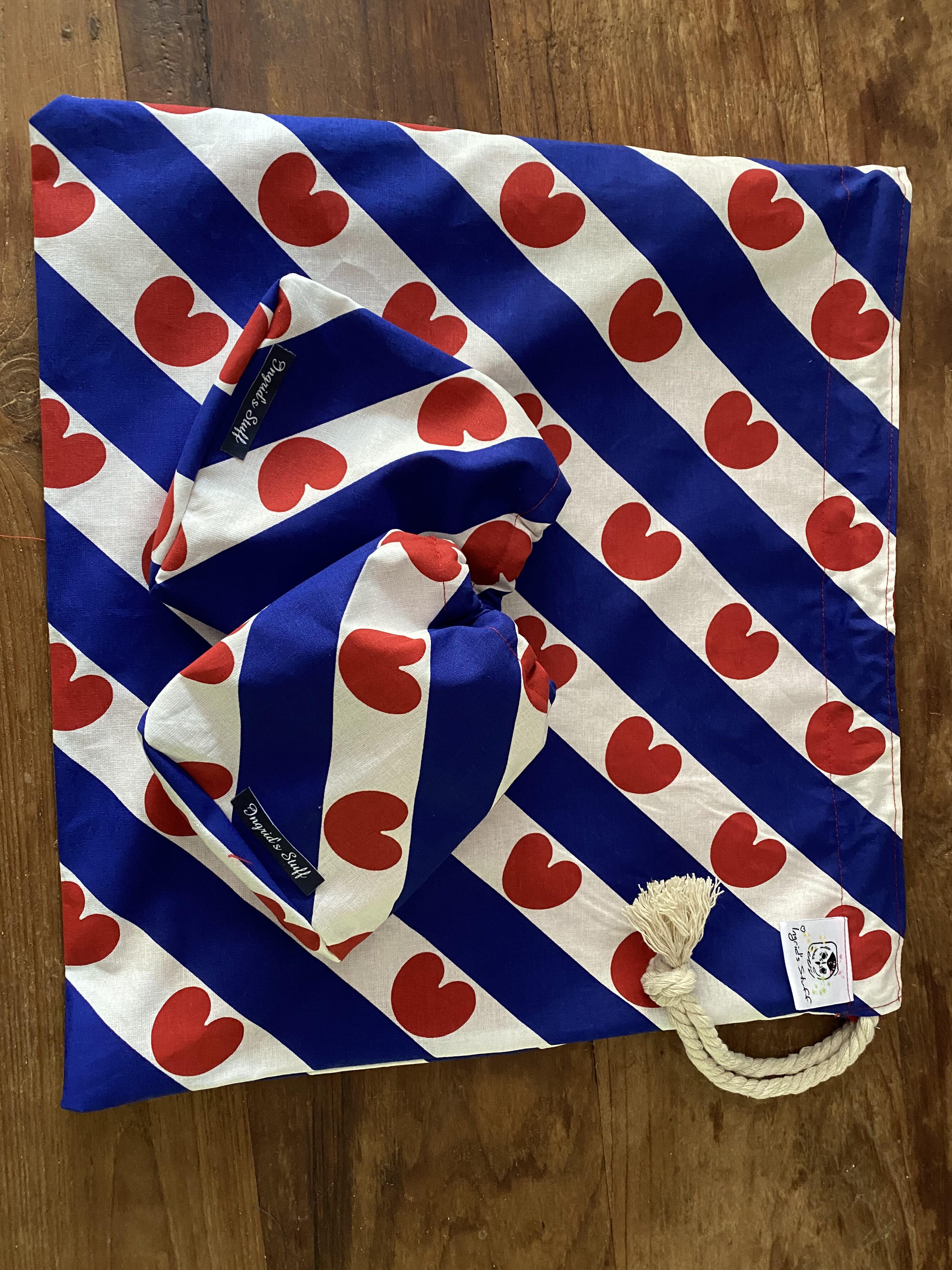 25AEA1E2-990E-4A71-B84B-229AB4985936